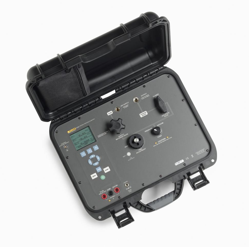 Fluke 3130 - Calibrador de pressão portátil Recarregável -12 a 300 psi 0,025% da leitura Medição e Geração de 4 a 20 mA - FLUKE